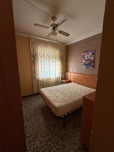 Foto dd41b22b-ad13-40a0-98bf-a7203275b86d. Piso  con 4 dormitorios en Petrer