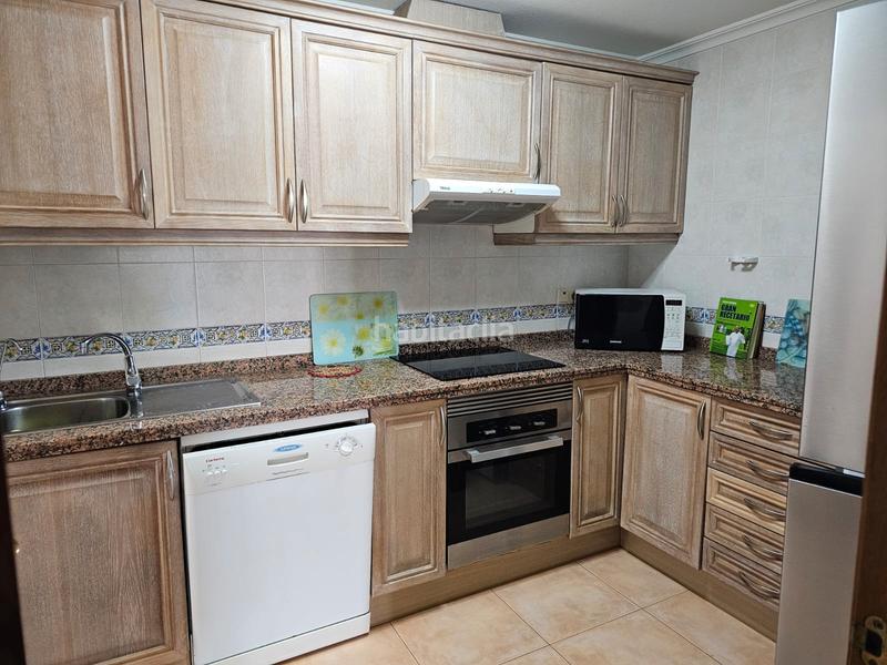 Foto 5c1a454a-7617-4b6c-96e1-b025b52c0489. Alquiler casa adosada bungalow en urbanización en Santa Pola