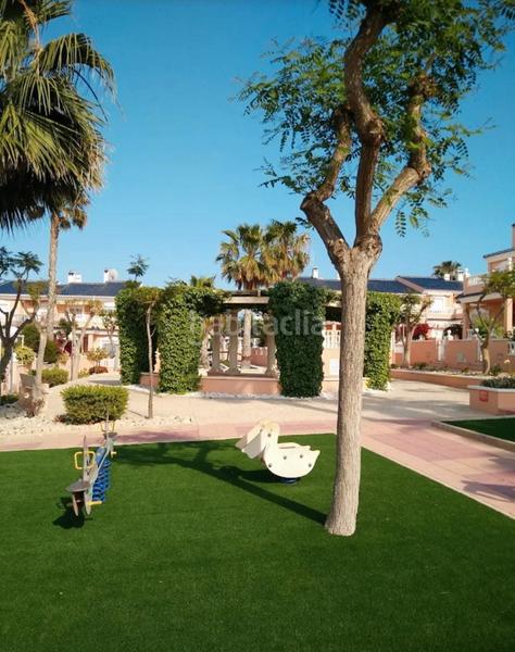 Foto 6ec4ae16-6ff9-4a03-b801-14c329a796ee. Rent semi detached house with heating parking pool in Santa Pola