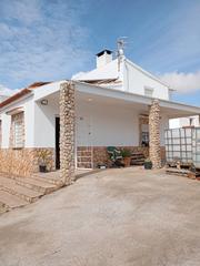 Chalet en Caudete. Maravilloso chalet