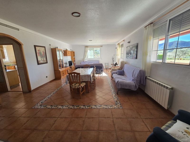 Foto 4d3c01e1-57e0-4398-a55e-a9d0fedae71d. Casa amb aparcament a Sax