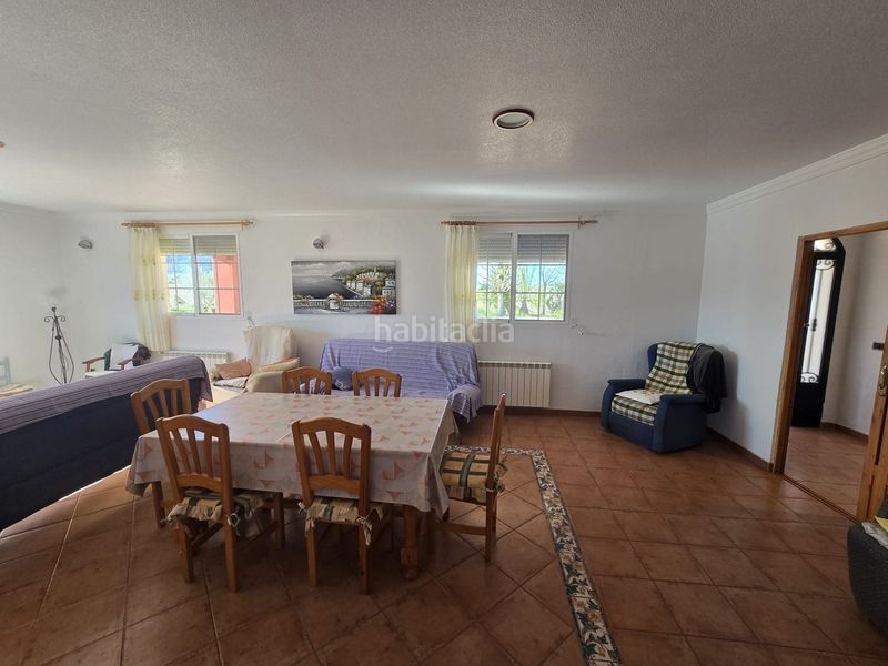 Foto 566bfa9b-de49-4144-8b0e-5413796c2fe9. Casa amb aparcament a Sax