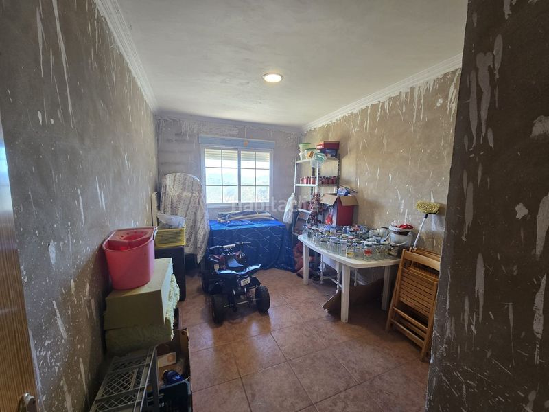 Foto f72ca471-c6eb-4008-b0a4-6569290c7431. Casa amb aparcament a Sax