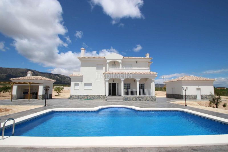 Foto f2d008d4-0aaa-448e-8cca-d798e8dcbf4c. Casa a Pinoso