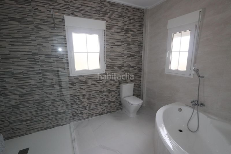 Foto 54d86a81-3ee5-4faf-960b-6bcba1c0aca6. Casa a Pinoso