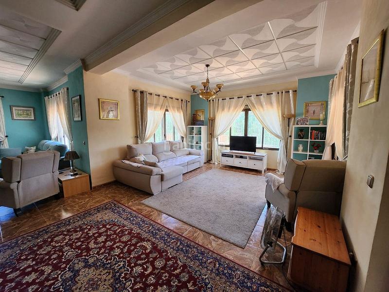 Foto b060c0c1-8a63-4492-8a64-03a59ab95037. Mas avec parking dans Jalance