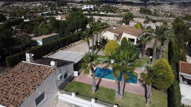 Foto 0636ddb2-e690-4b92-b8bb-ed2e72969cf4. House with parking in Monòver