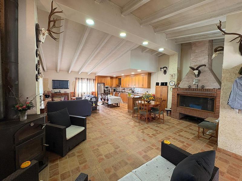 Foto 3617996c-4f68-4da7-a2cd-eb05ea1d0336. House with parking in Monòver