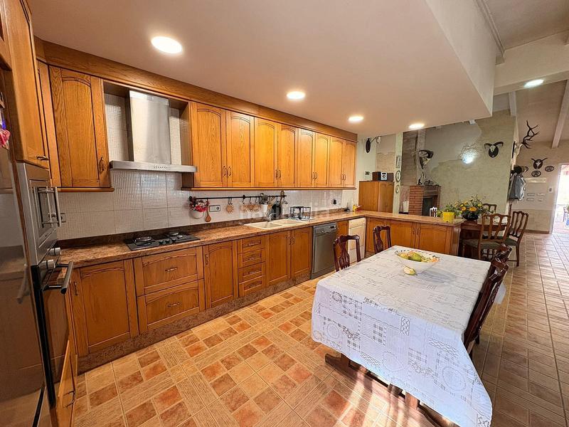 Foto c52265a8-a006-4e5b-8562-96aa09bd3e4e. House with parking in Monòver