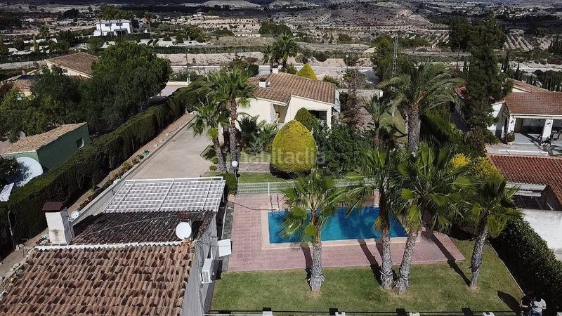 Foto f4f25e72-9e93-43c2-8e65-b6add0995e7c. House with parking in Monòver