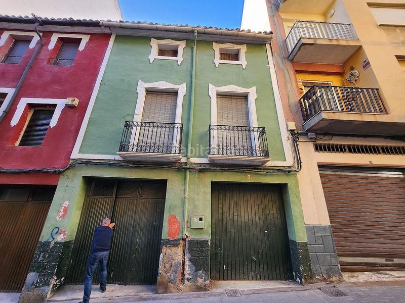 Foto ca73587b-9690-4786-aeb2-7ae74338f50b. Semi detached house with parking in El Rabal Villena