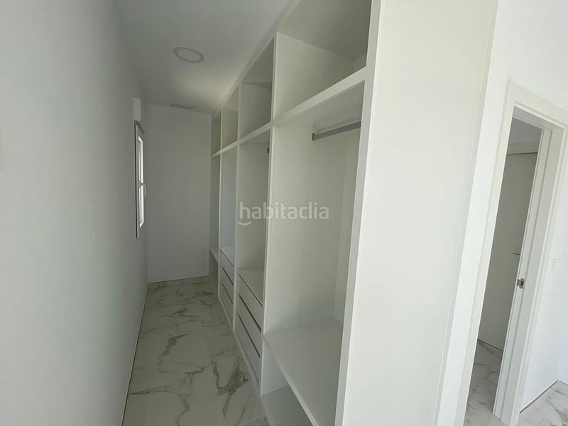 Foto b60cd7b3-9dce-4909-93cd-21f87ad2160a. Casa amb aparcament a Pinoso