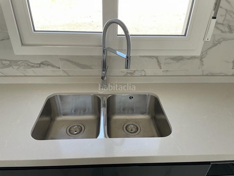 Foto b8811f22-5dbf-4d82-99bf-fc50f2175827. Casa amb aparcament a Pinoso