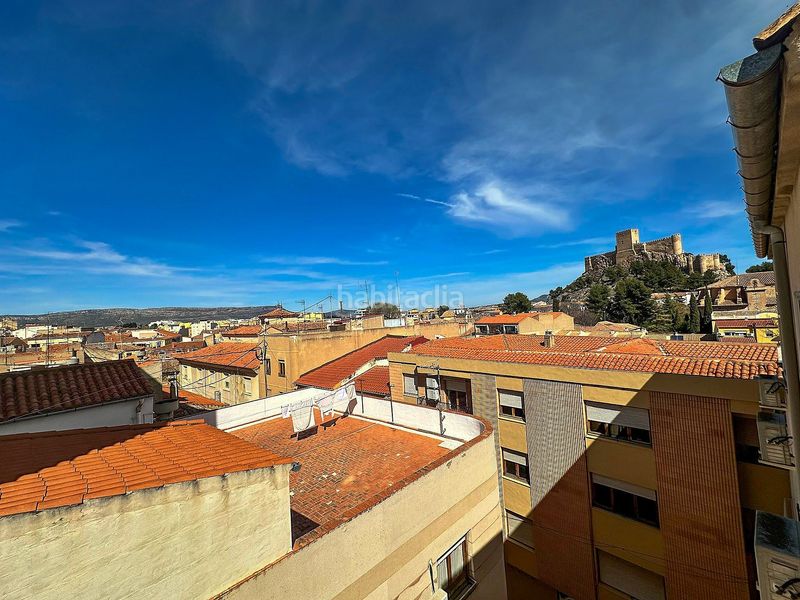 Foto a8c5e7d5-0749-47dc-8010-adcb234dd855. Casa adossada a Almansa
