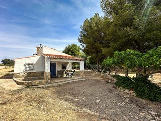 Masia a Almansa