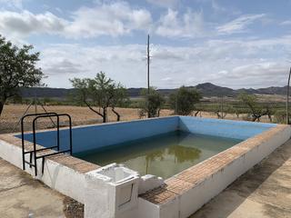 Masia a Caudete