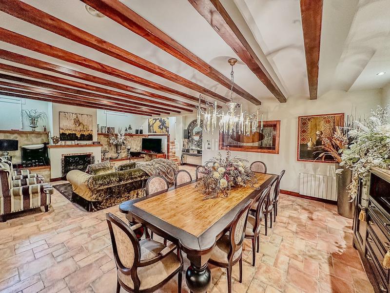 Foto 2131d5b5-7840-4235-91b4-24331a27cd4d. Casa en Centro Elda