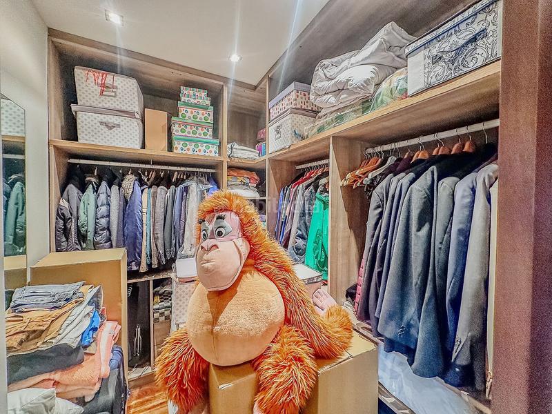 Foto 5d51a4fd-1ed2-41b7-9b45-0e40f6c327d0. Casa en Centro Elda