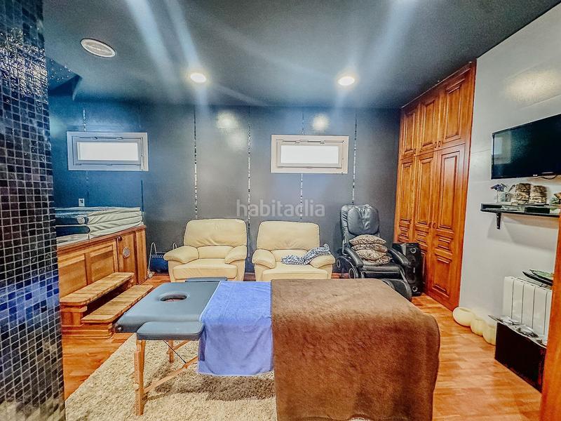 Foto 5f597e9a-1574-4a5f-8db9-0bbdab484e86. Casa en Centro Elda