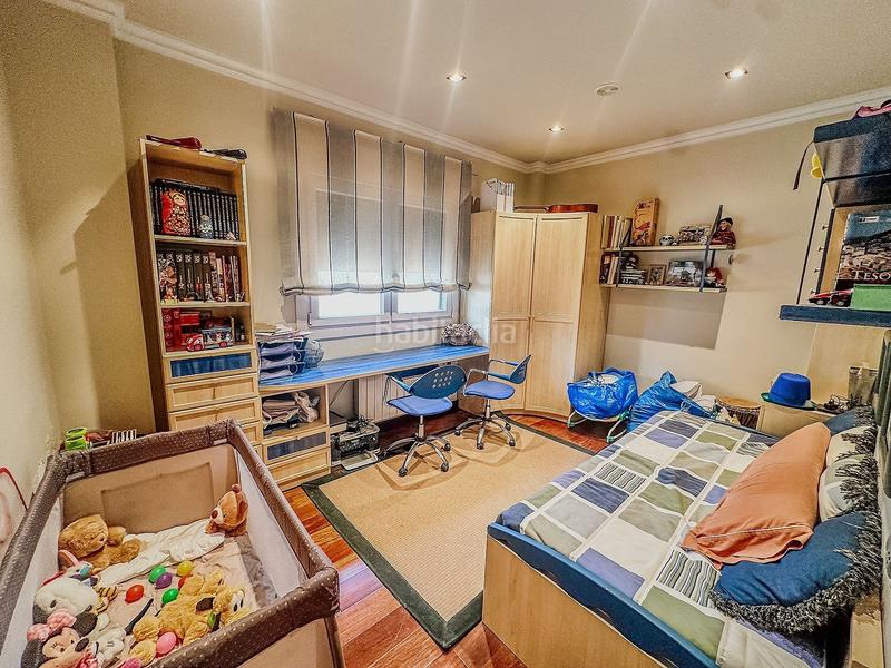 Foto 84cfd511-975a-4252-88d8-c6fae04838a3. Casa en Centro Elda