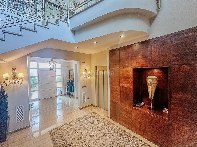 Foto d51ee6d7-9834-44ef-83b5-6a28fa77db50. Casa en Centro Elda