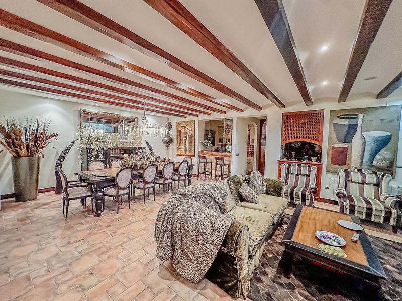 Foto 740339ae-2f93-4f51-92a7-9e67dbdc2674. Haus mit parking in Centro Elda