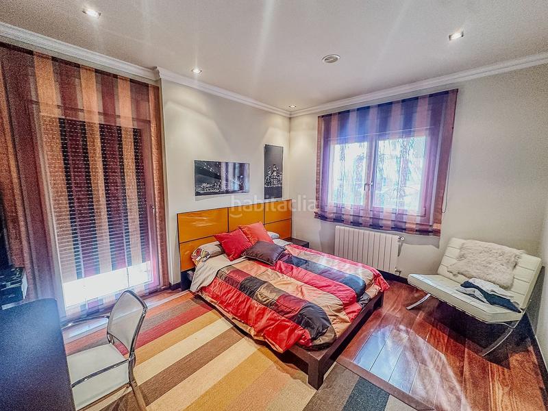 Foto b0e48339-86cb-401b-9273-3b4bd09ebf3c. Haus mit parking in Centro Elda