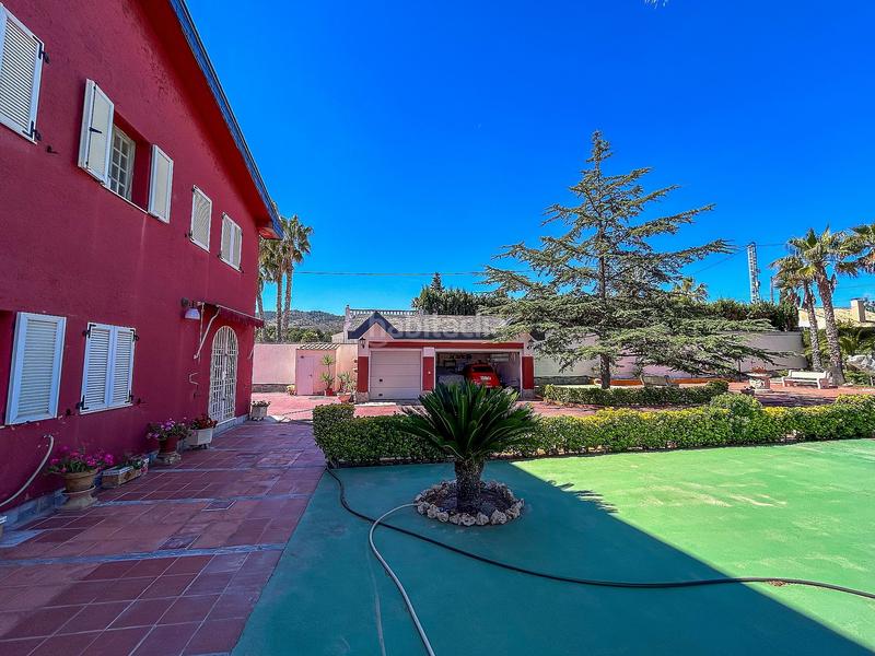 Foto a0f22faf-2ea9-47e8-b4b5-dcc663e694cd. Casa en Monòver