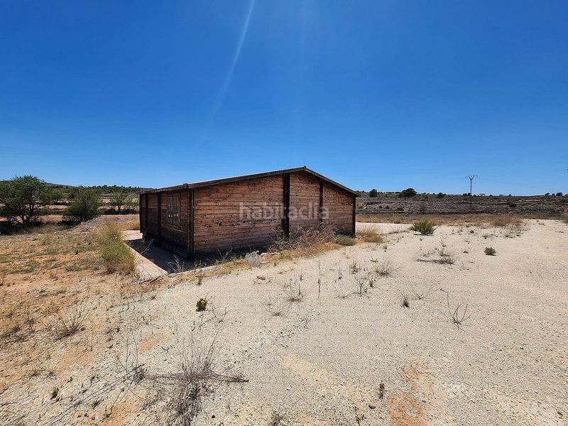 Foto 77ba8490-8703-42e8-8393-417b0e2442fc. Casa a Pinoso