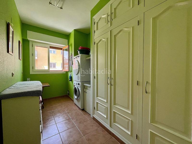 Foto 0dd8daa1-bc7b-4664-956b-c98796162f80. Maison jumelée avec parking dans Sax