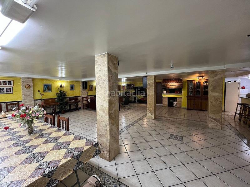 Foto c8d72fc5-e5ef-479a-9498-0537bd9dd17b. Maison jumelée avec parking dans Sax