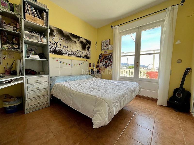 Foto f97d600b-afef-47ac-9a09-f2efc13a8e17. Maison jumelée avec parking dans Sax