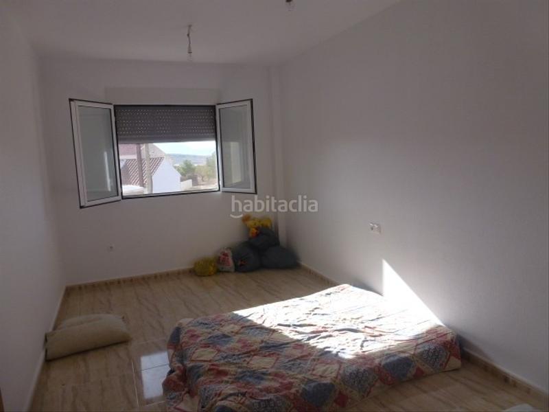 Foto 5d841155-bbd2-488a-9bbe-b8e7aa1ec353. Maison jumelée dans Hondón de las Nieves