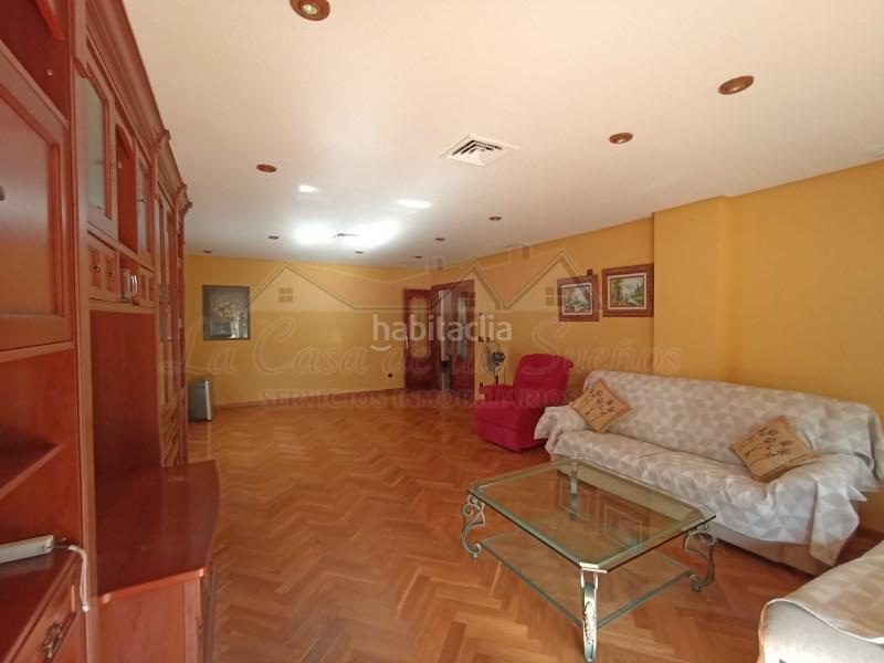 Foto 6aa53d90-60bf-42a4-b744-2fa2d7d7a192. Casa a Campo Alto-Club de Campo Elda