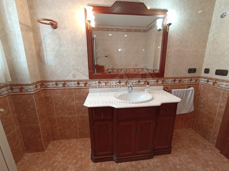 Foto fadb1360-4a79-4c56-8c22-ccf99927ca1b. Casa a Campo Alto-Club de Campo Elda