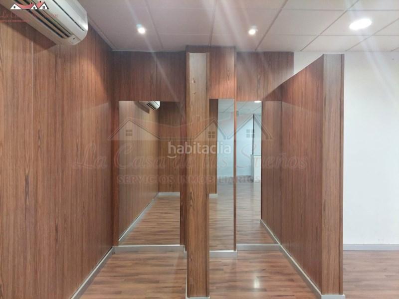 Foto 472ca031-b299-44e3-9d6e-f87361bf5798. Local comercial en Sax