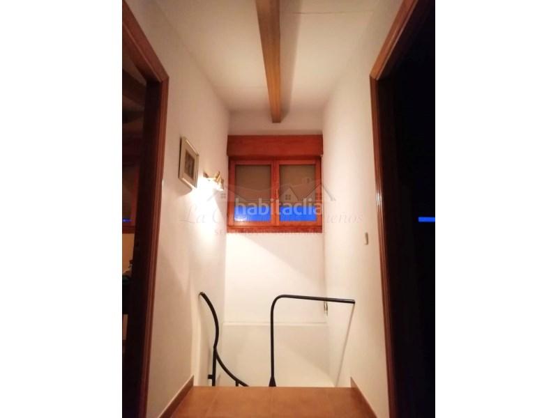 Foto c6515ef7-5951-4f18-9eab-878e938d2ac4. Casa adossada a Caudete