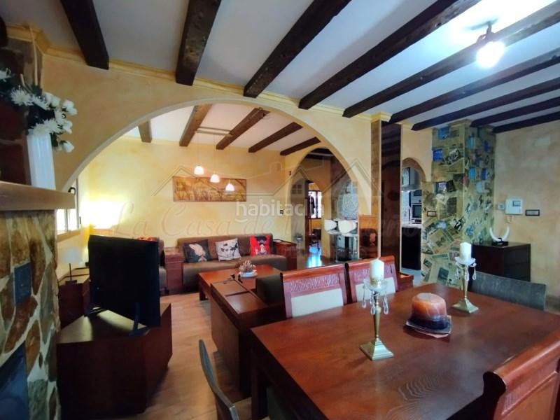 Foto 4096ce41-157a-41a1-b6c6-9a173c48c12e. Casa en Sax