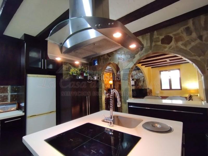 Foto 6cf880d5-1d1d-4089-82af-95ae19335880. Casa en Sax