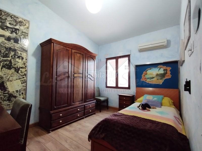Foto f9717966-d320-4344-bfe5-ac5ab75610d5. Casa en Sax
