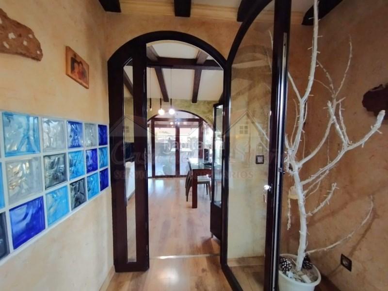 Foto f9802f02-ff91-4400-bf1f-dcf6d37eaebd. Casa en Sax