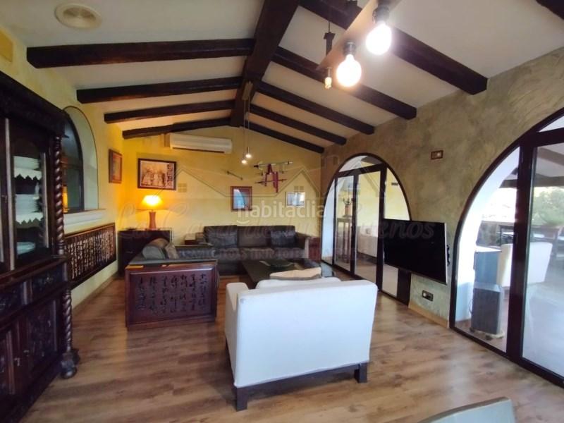 Foto 01a9028c-021a-4dba-90f1-bba4ad9f9779. Maison dans Sax