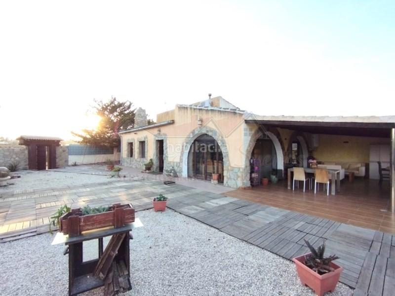 Foto 52f46922-b35b-43d0-b267-23d133acd28a. Maison dans Sax