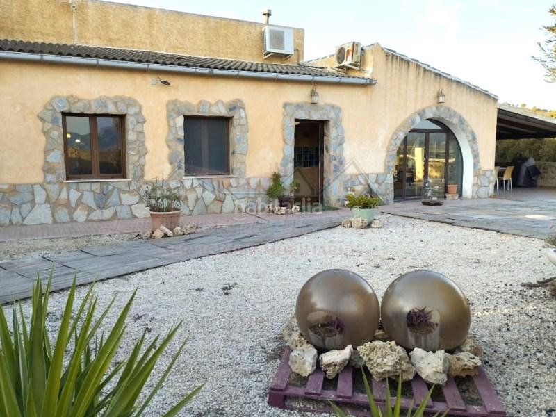 Foto 583731c7-3a4c-407d-a4fa-8cc697e2bf5e. Maison dans Sax