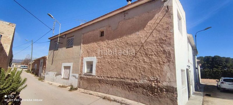 Foto af9aecc8-3d3e-4682-8131-0ddf167fd0ac. Masia amb aparcament a Monòver