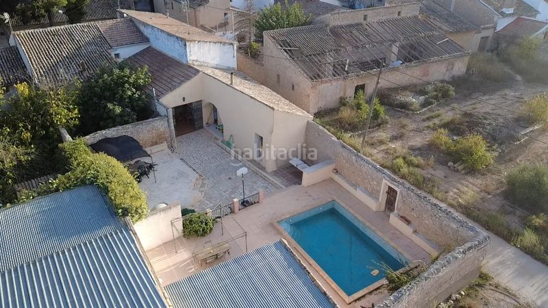 Foto e858ee33-a6b7-494a-8be4-a148c3c768f7. Masia amb aparcament a Monòver
