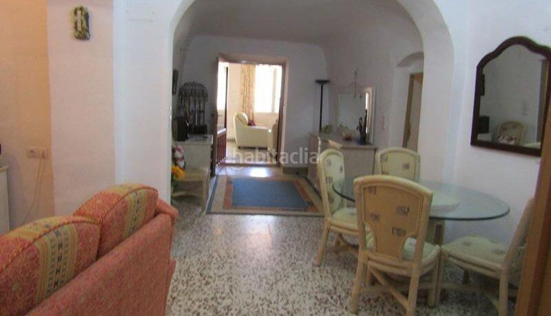 Foto dec6a8ea-052a-432f-8d98-34086f4e2da2. Xalet a Romana (la)