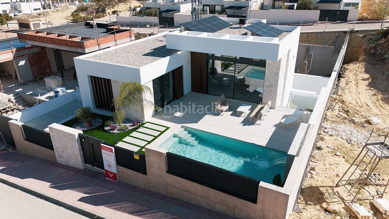 Foto 45ff19e0-6876-4f7f-be35-4493bb541121. Casa a Rojales
