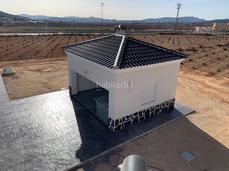 Foto 0aff4288-c2e4-4725-9f23-bb2c1928852e. Casa amb aparcament a Pinoso