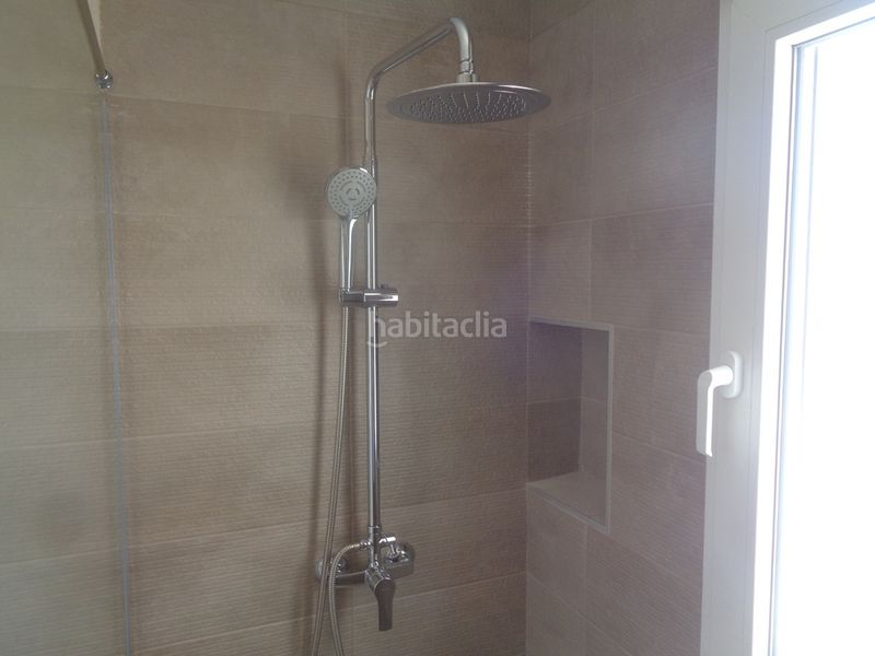 Foto 2bffb1e2-3408-41ef-a8be-b7c0735bb00a. Casa amb aparcament a Pinoso